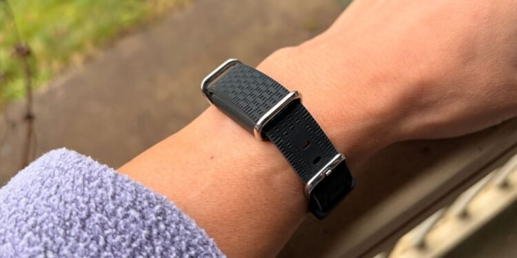 Aktiia Hilo Blood Pressure Monitor Review: Cuffless BP Tracking