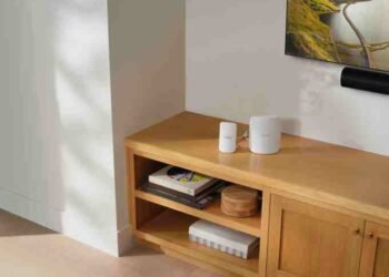 Amazon’s new eero Signal keeps you connected to the internet when outages occur