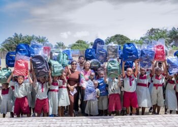 Dangote Foundation supports 3,704 students with uniforms, learning materials – EnviroNews