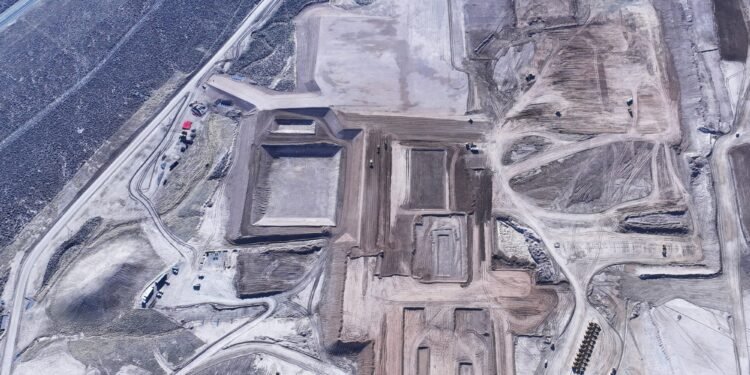 Documents shed new light on Interior official’s growing ethics scandal