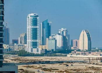 Fitch downgrades Bahrain to ‘B’ on rising debt, wider deficits