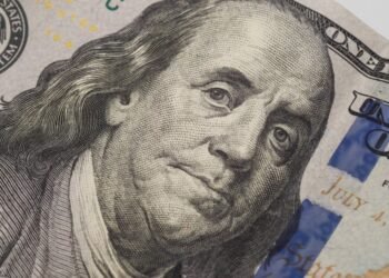 Hedge Fund Clients Sold USD After Supreme Court Tariffs Ruling