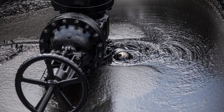 India shifts to Africa, Middle East, and buys 6 million barrels of crude as strategy to diversify from Russia