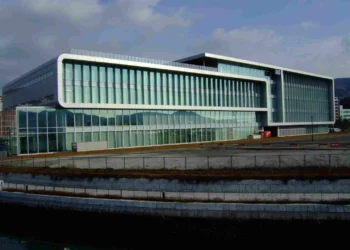 Insurance giant AIG deploys agentic AI with orchestration layer