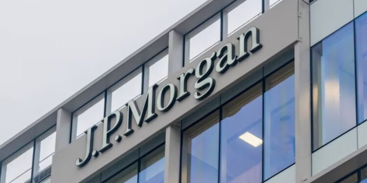 JP Morgan Predicts $8,000 Gold Price by Decade End