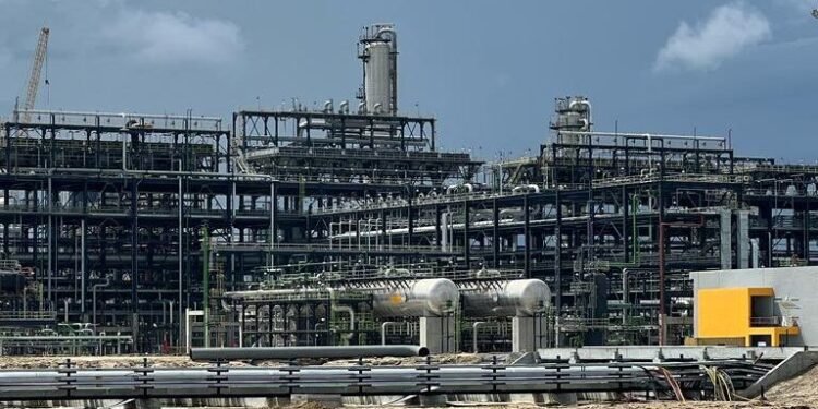Nigeria’s Dangote refinery hits full capacity as test on chief catalytic unit begins