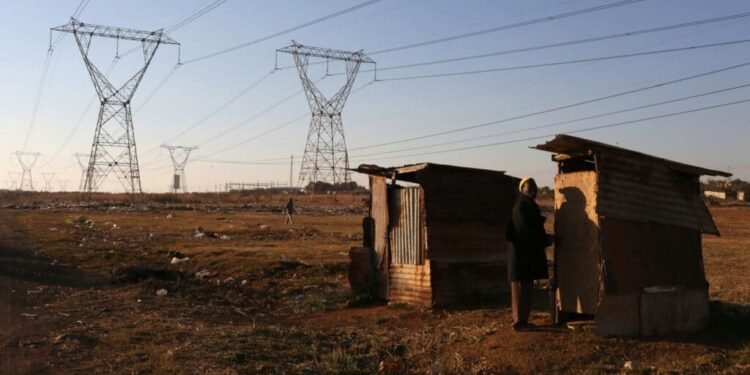 Nigeria’s electricity grid collapse crisis needs more than a $2.6 billion bailout