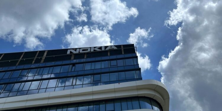 Nokia and AWS pilot AI automation for real-time 5G network slicing