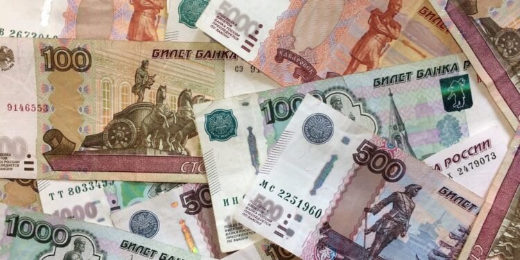 Russia Fast-Tracks Digital Ruble To Break Dollar’s Grip on BRICS