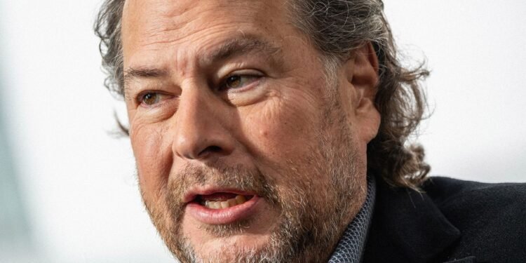 Salesforce Workers Circulate Open Letter Urging CEO Marc Benioff to Denounce ICE