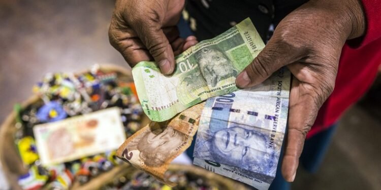 South Africa raises minimum wage 5% amid rising costs and economic pressures