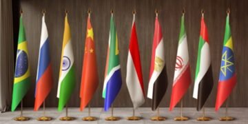 Trump Imposes 10% Global Tariff After Court Loss, BRICS Watch Closely