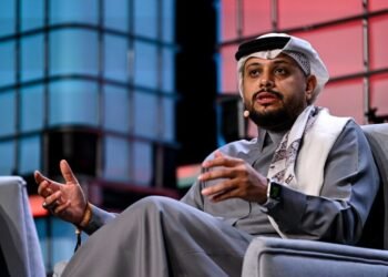 Why these startup CEOs don’t think AI will replace human roles