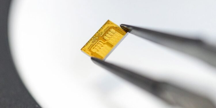 AI Data Centers Embrace DWDM Co-Packaged Optics