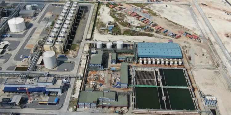 Billionaire, Dangote strikes $4.2B deal with Chinese firm to power East Africa’s largest fertilizer complex