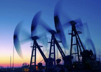 Cargo Ship Hit by Projectile in Strait of Hormuz, UK Navy Says