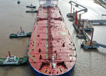 China Tightens Fuel Export Curbs as Iran War Hits Oil Supply