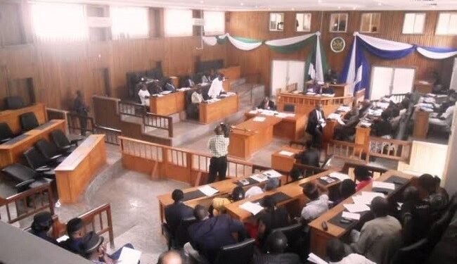 Cross River Assembly passes open defecation prohibition bill, Lagos apprehends five offenders – EnviroNews