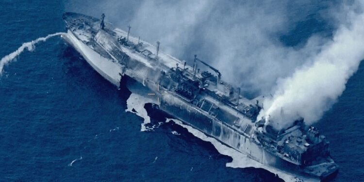 Damaged Russian LNG tanker drifts towards Libya as Europe warns of environmental disaster