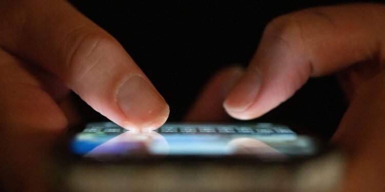 Give Your Phone a Huge (and Free) Upgrade by Switching to Another Keyboard