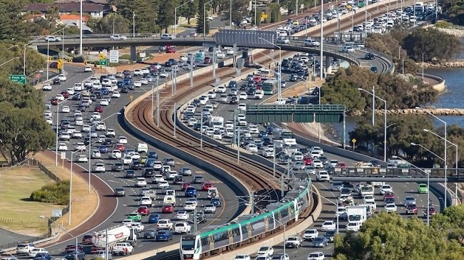 Middle East conflict: How to ease oil price pressures on consumers, by report – EnviroNews