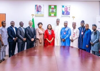 Nigeria returns over $270,000 in recovered scam proceeds to US and South African fraud victims