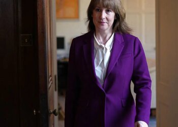 Reeves Weighs Targeted Energy Support as Oil Prices Surge