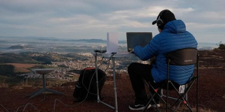 Sama X, part of Alghanim Industries, brings the world’s most advanced satellite internet to Kuwait through Starlink