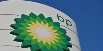 Senegal revokes 71 mining licences, freezes accounts over $438m payment dispute in sweeping resource overhaul