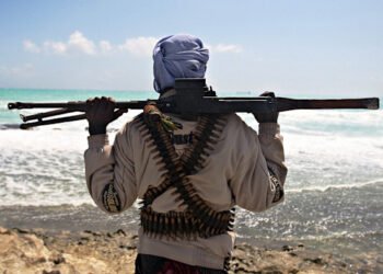 Somali pirates board first ship in 18 months