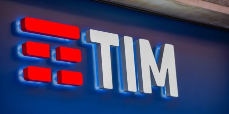 TIM and Fastweb create JV to build 6,000 mobile towers