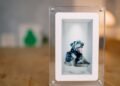 This Digital Picture Frame Wants to Bring People Closer to a Holographic Future