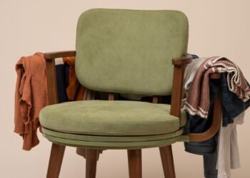 Toss Your Not-Quite-Clean Clothes on Simone Giertz’s Laundry Chair