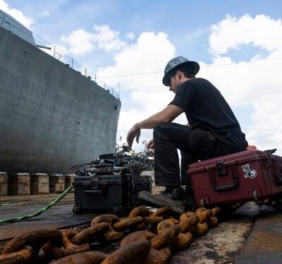 US Navy aims to use robots, AI to reduce ship maintenance