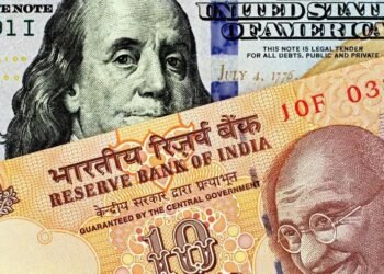 Why the Indian Rupee Fell to 92.20 Against the US Dollar Today